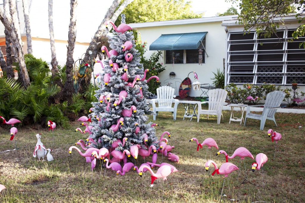 flamingo christmas tree